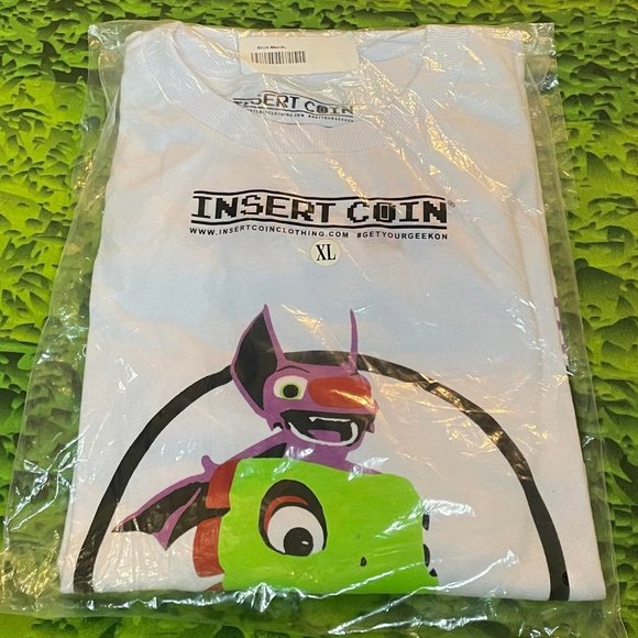 Yooka Laylee Shirt XL SEALED - Picture 1 of 2